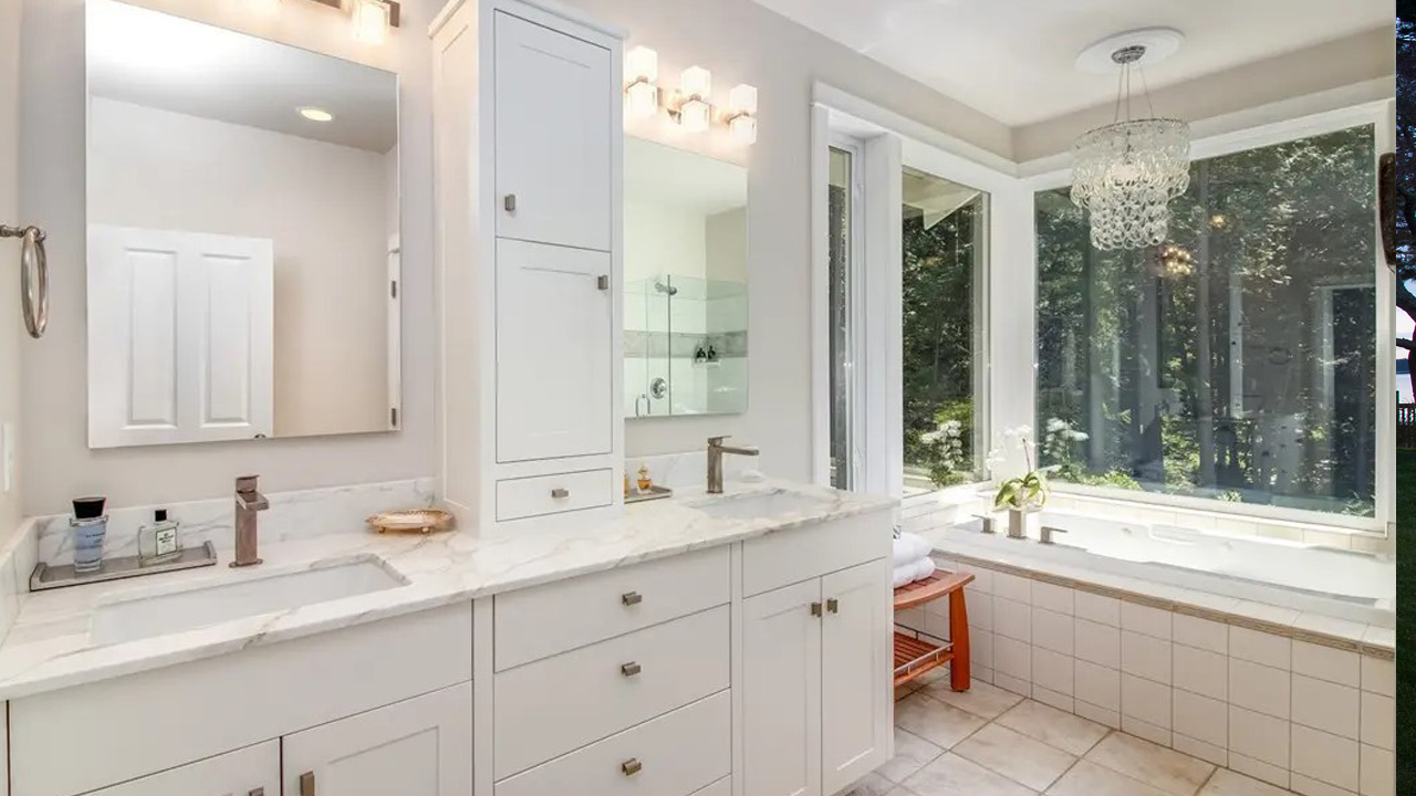 01 Bathroom with Accessible Vanity | McCabe By Design